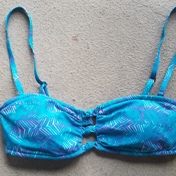 ROXY NWOT BLUE BANDEAU SWIMSUIT BIKINI MEDIUM - Picture 3 of 6